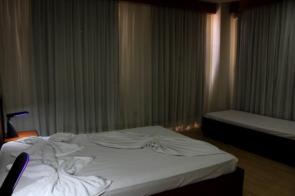 פונטה גרוסה Geneviee Palace Hotel מראה חיצוני תמונה